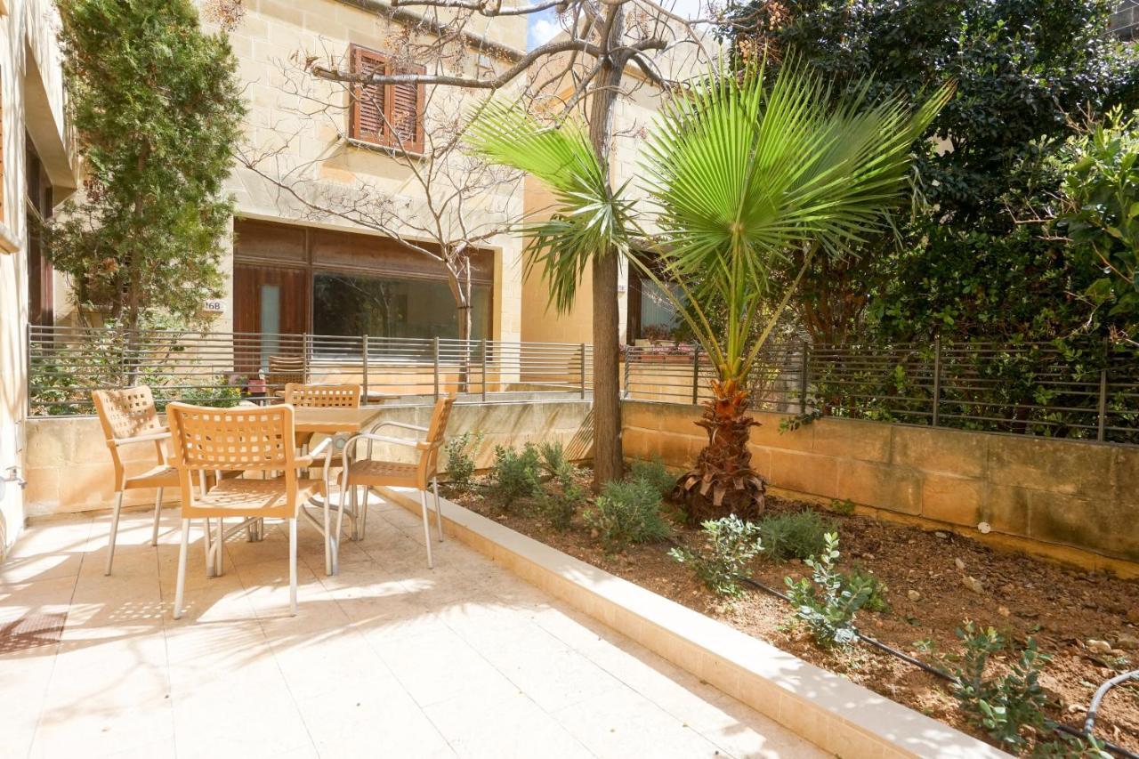 Getawaynpetto Private Duplex Maisonette With Jacuzzi Hot Tub Mgarr Kültér fotó