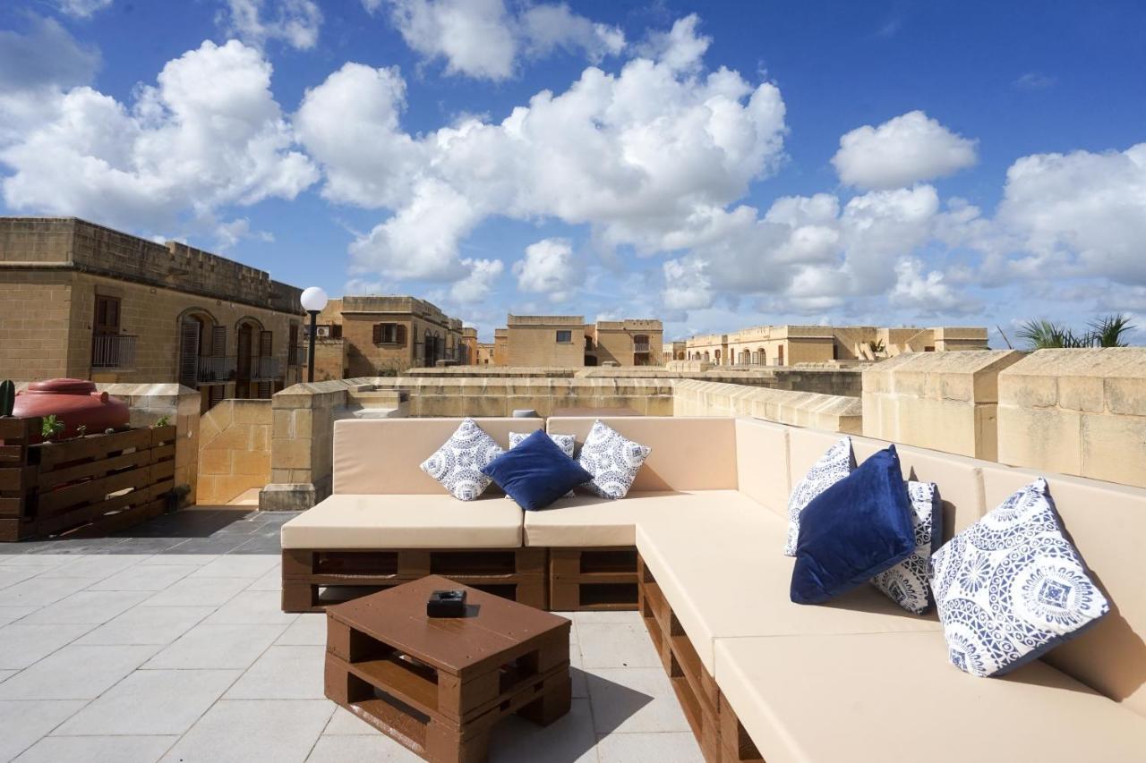 Getawaynpetto Private Duplex Maisonette With Jacuzzi Hot Tub Mgarr Kültér fotó