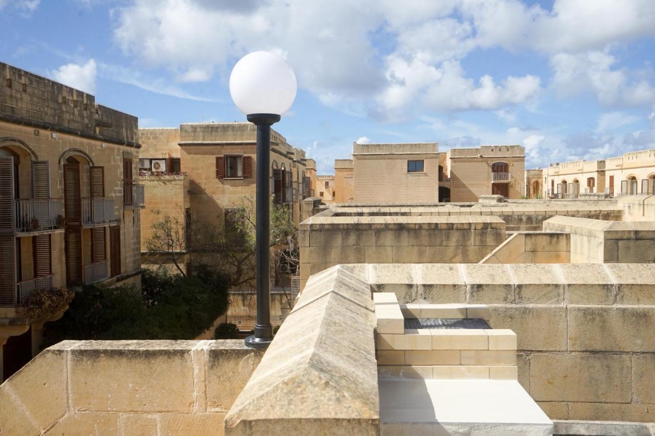 Getawaynpetto Private Duplex Maisonette With Jacuzzi Hot Tub Mgarr Kültér fotó
